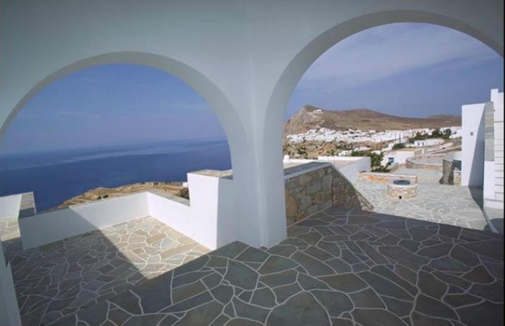 Belvedere Apartments Folegandros Town ภายนอก รูปภาพ